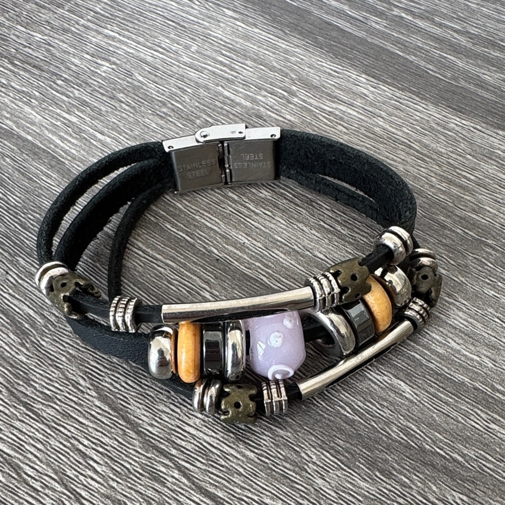 Avon Black Leather Multi-Bead Bracelet with Light Pink and various Accents